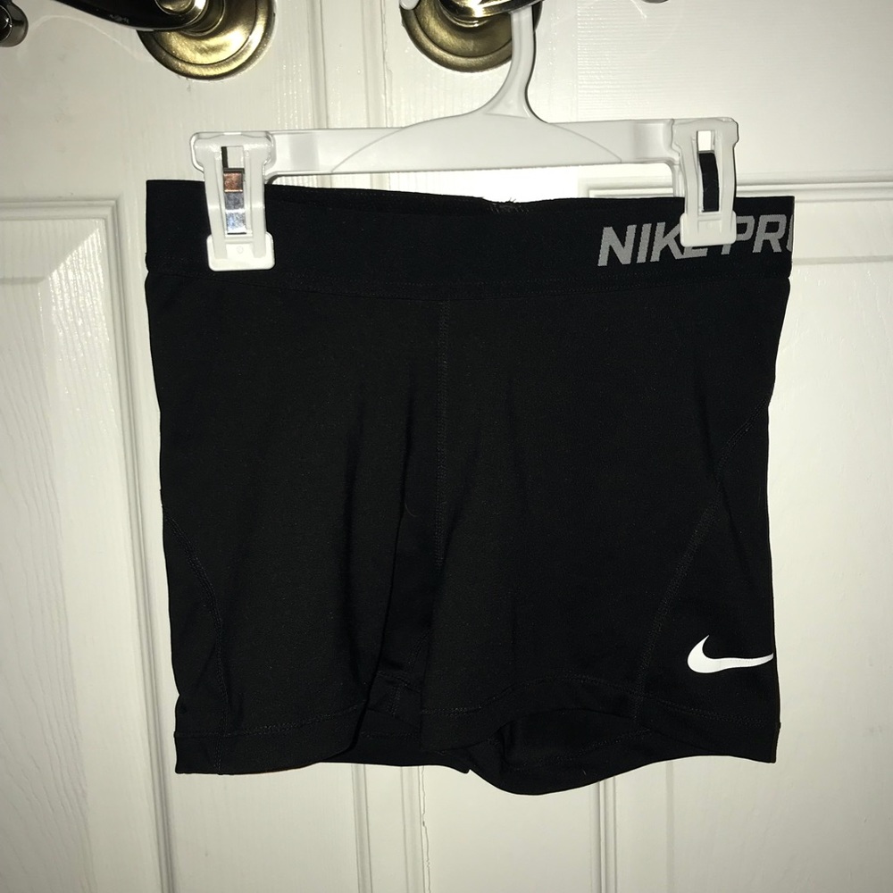 Black Nike Pro shorts